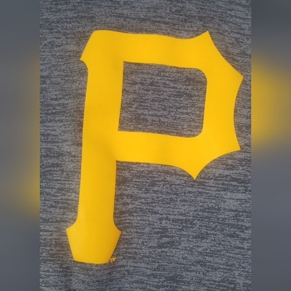 Majestic Pittsburg Pirates MLB Boys Hoodie. Size Large 14/16. Gray and Gold. - Picture 2 of 7